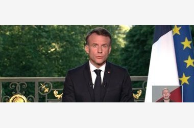 Sidération institutionnelle : la Vie dissolue d'Emmanuel Macron